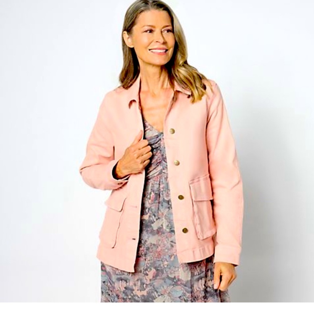 Jennie Garth “me” Dylan jacket ! So cute !! (Pink )-NWT